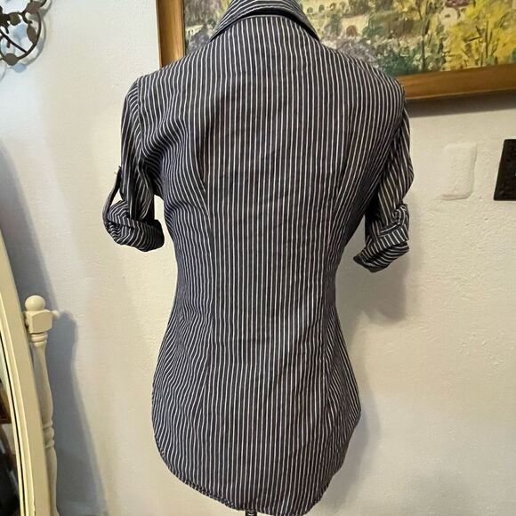 Planet gold striped cotton button up size M - Picture 6 of 10